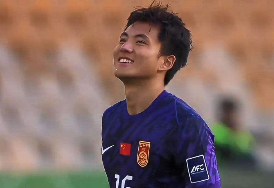 李昊：被关注是压力也是动力；新赛季目标是比去年更进一步