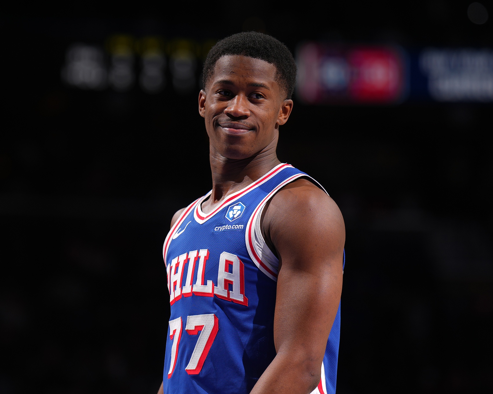 开云官网-12板生涯新高！埃奇库姆：道格·韦斯特总告诉我必须抢板