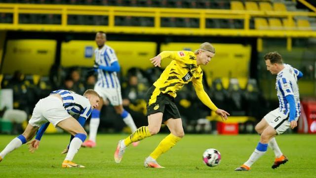 1615682818523097615.jpg borussia-dortmund-kalahkan-hertha-berlin-dua-gol-tanpa-balas-z45xUgD9A8.jpg